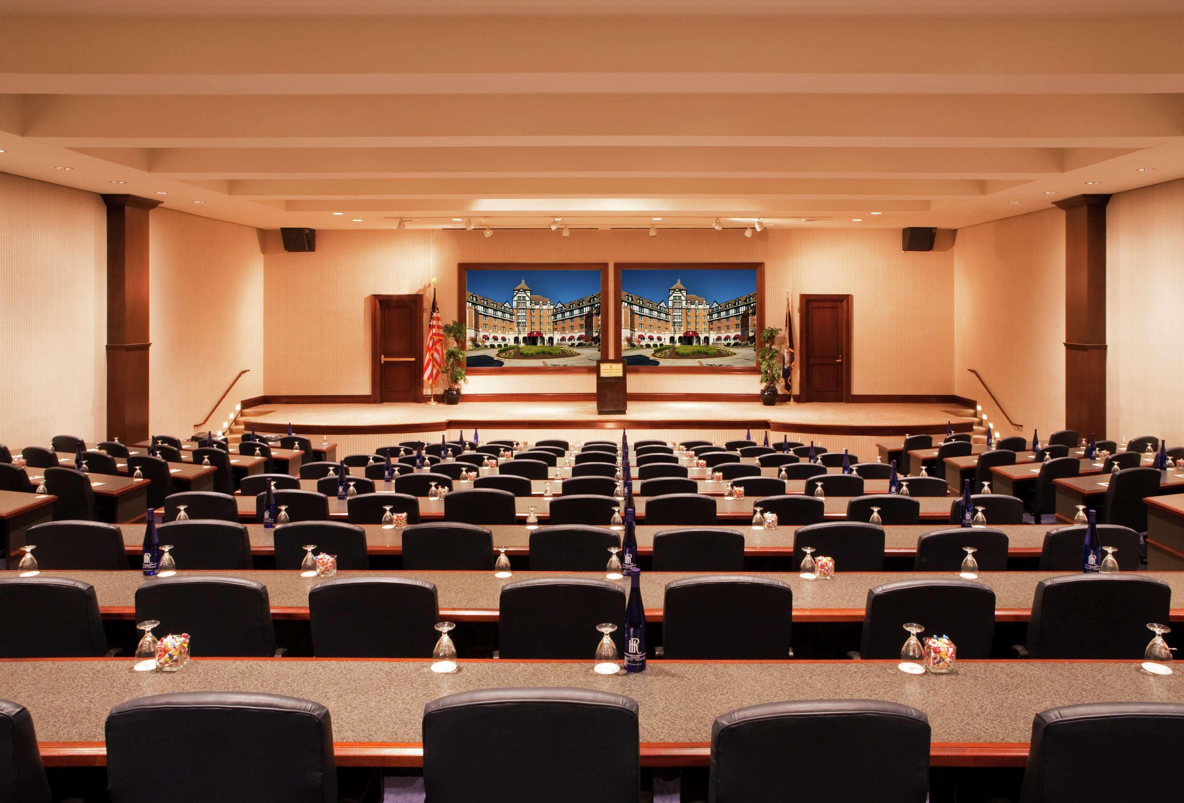 Hotel Roanoke & Conference Center, Curio Collection By Hilton Facilidades foto