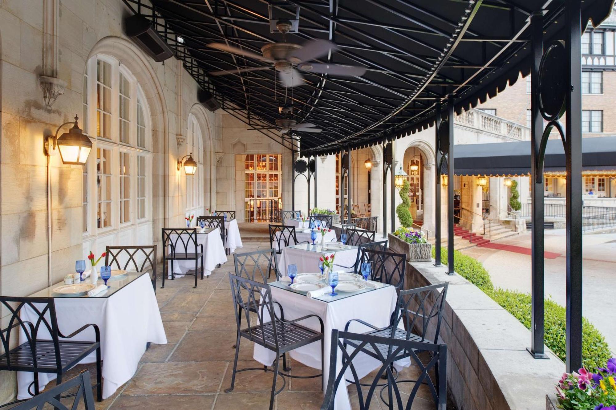 Hotel Roanoke & Conference Center, Curio Collection By Hilton Exterior foto